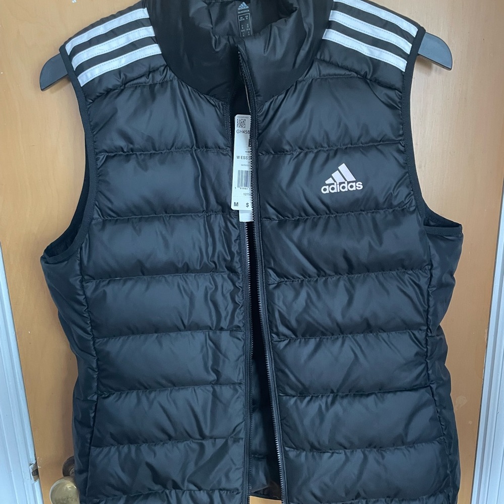 NWT ADIDAS black puffy vest